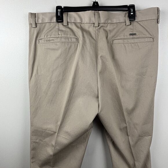 Ariat Performance Khaki Pants Mens 38x30 Beige Tan Straight Zip Pocket - Picture 11 of 13